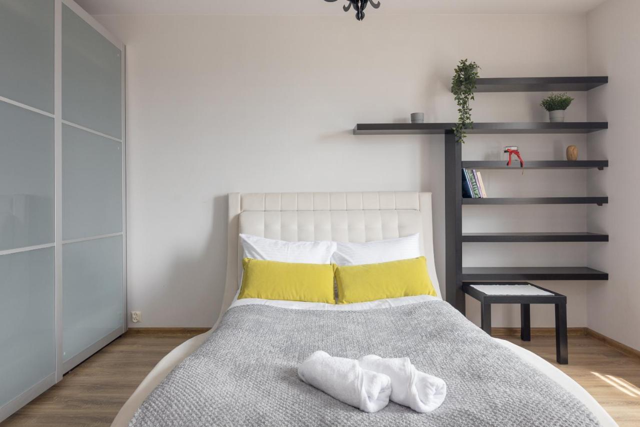 Апартаменты Chmielna City View Studio Варшава Экстерьер фото