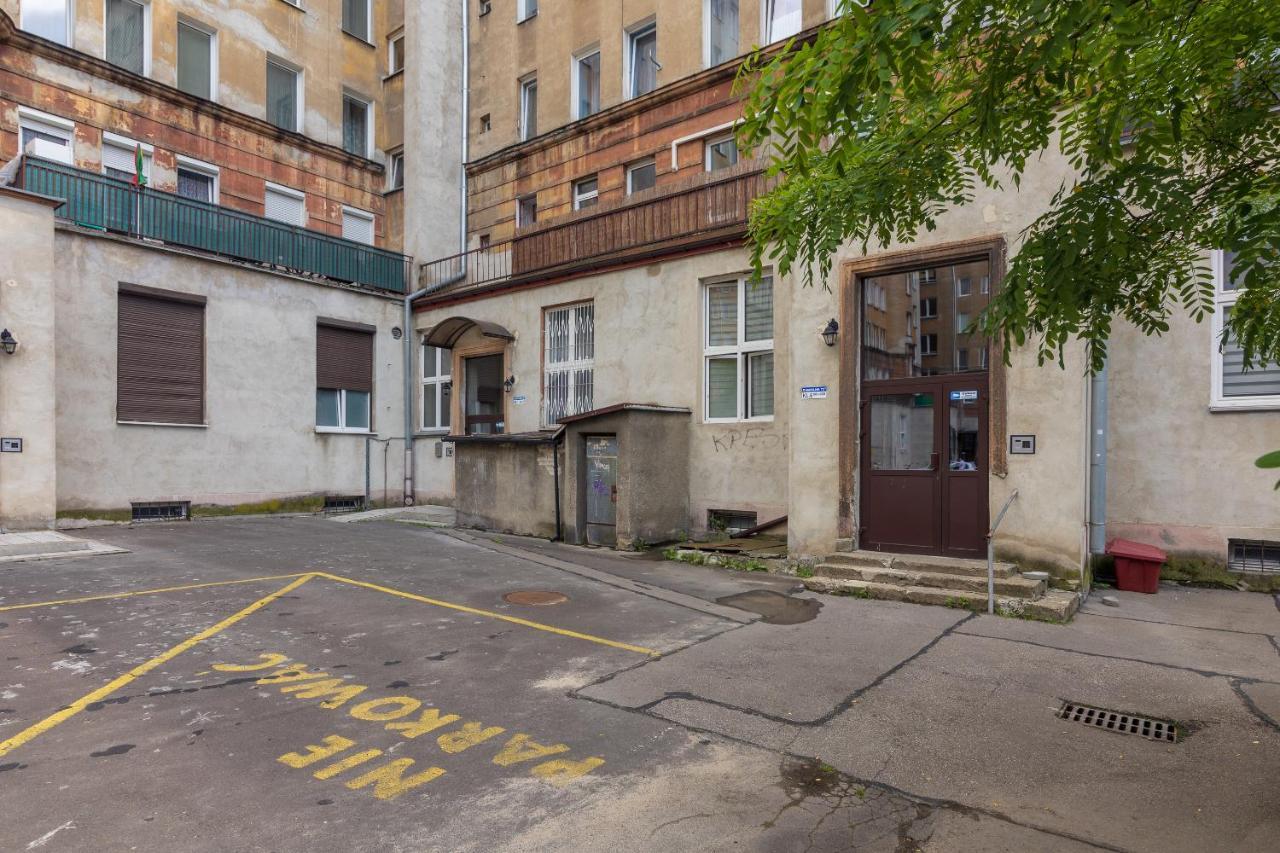Апартаменты Chmielna City View Studio Варшава Экстерьер фото